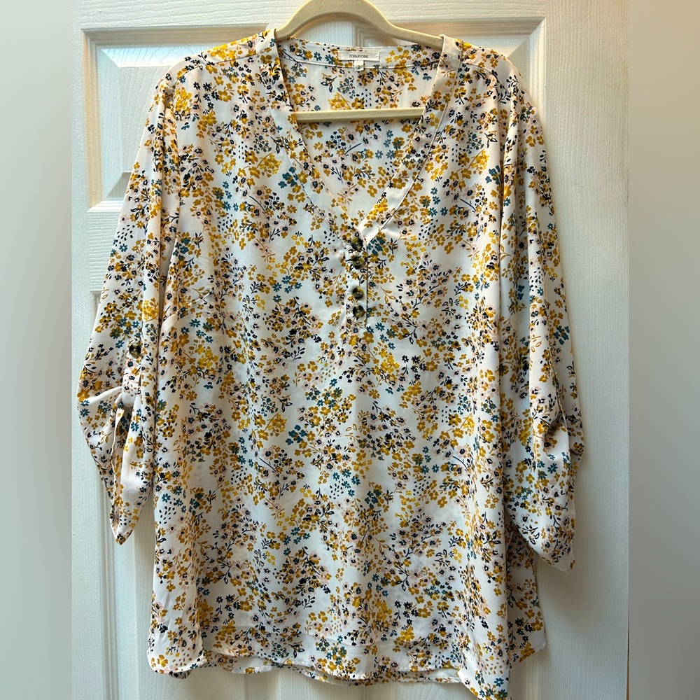 Floral top